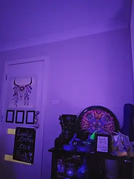 Snapshot of lonely_Cosplay_chick chatting on 11-24-25, 02:50 lonely Cosplay chick online show from 11-24-25, 02:50