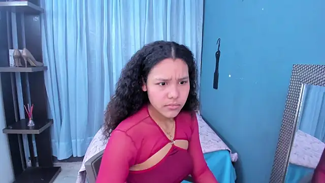 Snapshot of AriaVega chatting on 10-08-25, 12:36 AriaVega online show from 10-08-25, 12:36