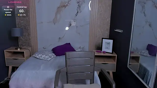 Snapshot of AriaVega chatting on 11-26-25, 11:55 AriaVega online show from 11-26-25, 11:55