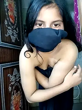 Snapshot of babbydoll-03 chatting on 10-07-25, 04:26 babbydoll-03 online show from 10-07-25, 04:26