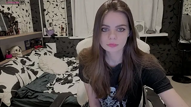 Snapshot of xAlisontiny chatting on 03-04-26, 12:38 xAlisontiny online show from 03-04-26, 12:38