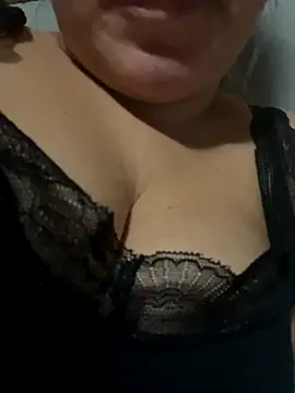 Daiana Andra online show from 11-30-25, 07:29