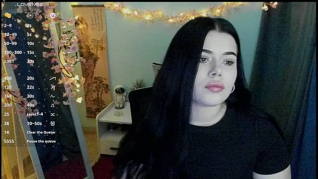 Mona Esty online show from 02-23-26, 08:39