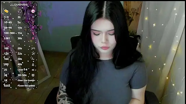 Mona Esty online show from 04-24-26, 01:46