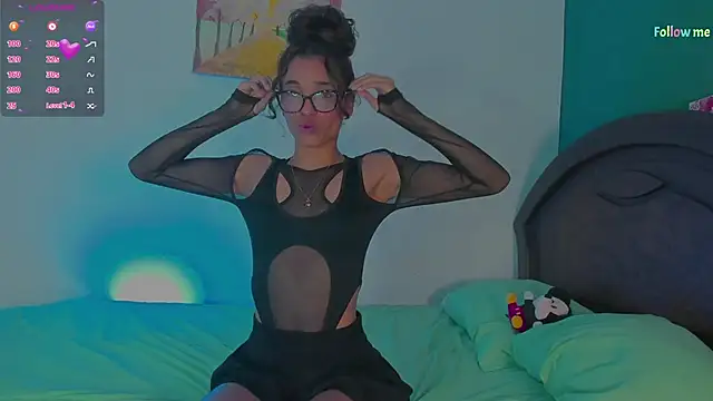 Snapshot of TheDailyShow001 chatting on 11-01-25, 07:21 TheDailyShow001 online show from 11-01-25, 07:21