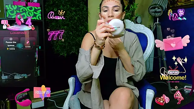 Snapshot of nicolepalmer chatting on 07-02-26, 05:35 nicolepalmer online show from 07-02-26, 05:35