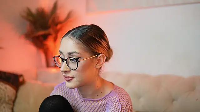 AileenKiss online show from 12-20-25, 09:22