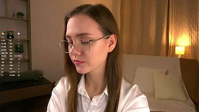 SweetSaraPie online show from 03-18-26, 06:11