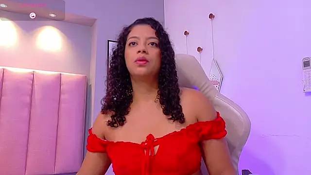 Snapshot of CamilaLevy chatting on 11-14-25, 12:26 CamilaLevy online show from 11-14-25, 12:26