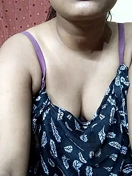 Snapshot of Aditi1996 chatting on 11-08-25, 06:18 Aditi1996 online show from 11-08-25, 06:18