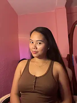 Snapshot of Funtasee_Andi chatting on 05-28-26, 03:53 Funtasee Andi online show from 05-28-26, 03:53