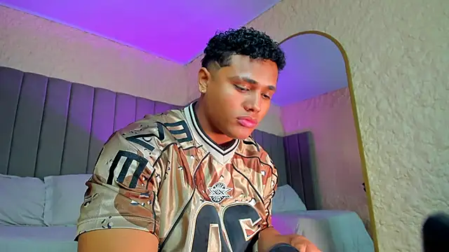 lebron james25 online show from 10-03-25, 12:46