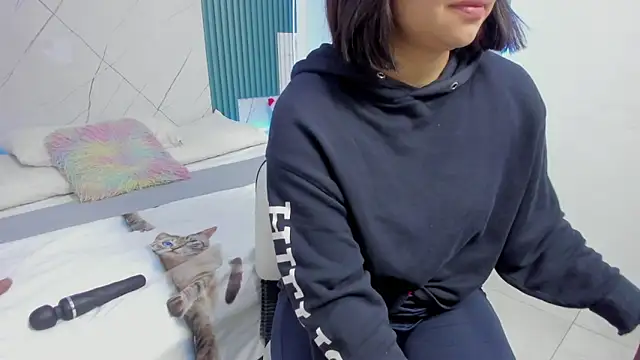 Elfa-Diamond online show from 12-19-25, 11:50