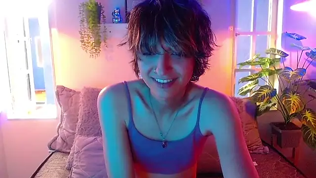 noellee   online show from 10-07-25, 01:41