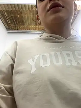 catalina garciaa online show from 11-27-25, 06:32