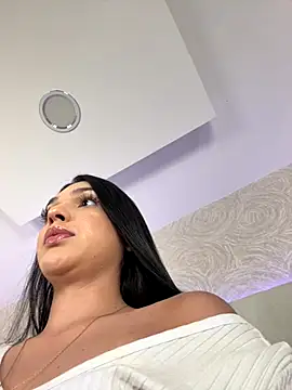 catalina garciaa online show from 11-28-25, 07:16