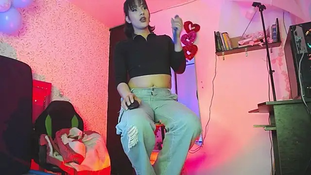 Snapshot of altair_w chatting on 10-11-25, 09:02 altair w online show from 10-11-25, 09:02