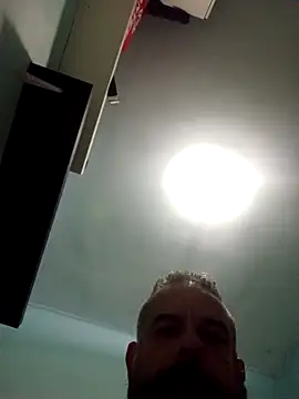 kikecastella online show from 10-21-25, 02:12