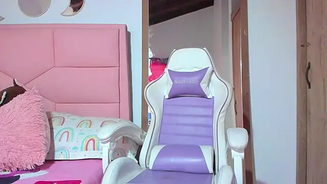 BabyDollvibes online show from 11-24-25, 09:14