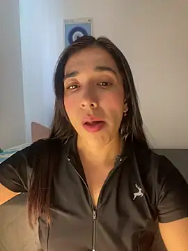 SabrinaEvanss  online show from 04-25-26, 08:17