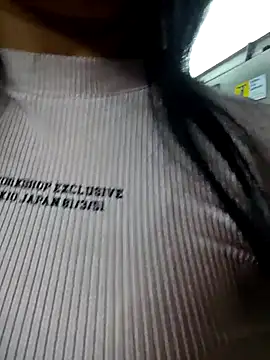 shannon kinne  online show from 11-15-25, 10:45