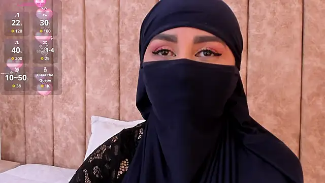  alishaa c online show from 11-12-25, 02:01