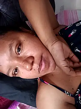 Snapshot of Rosario-castro chatting on 10-29-25, 12:07 Rosario-castro online show from 10-29-25, 12:07