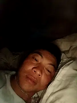 Snapshot of -CHOI-83 chatting on 10-06-25, 11:46 -CHOI-83 online show from 10-06-25, 11:46