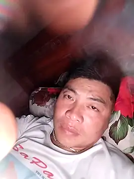 Snapshot of -CHOI-83 chatting on 10-17-25, 07:00 -CHOI-83 online show from 10-17-25, 07:00