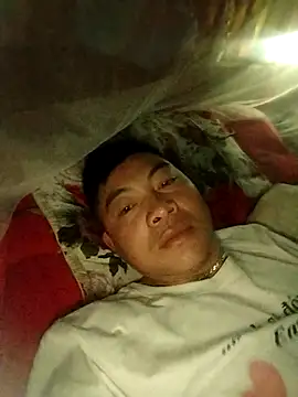 Snapshot of -CHOI-83 chatting on 11-07-25, 11:27 -CHOI-83 online show from 11-07-25, 11:27