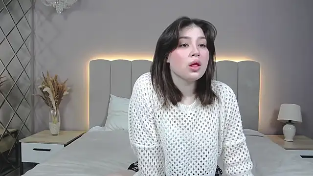 DianaMello online show from 10-14-25, 05:19