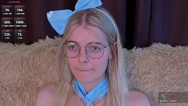 MonicaShiny online show from 11-03-25, 07:04