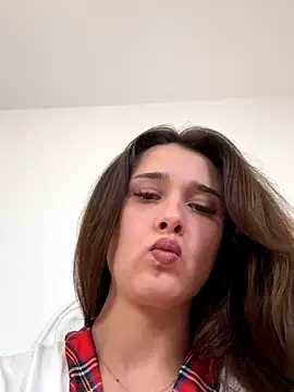 MayaVonDe online show from 11-04-25, 06:40