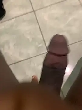 Snapshot of Dark_vains chatting on 11-19-25, 02:11 Dark vains online show from 11-19-25, 02:11