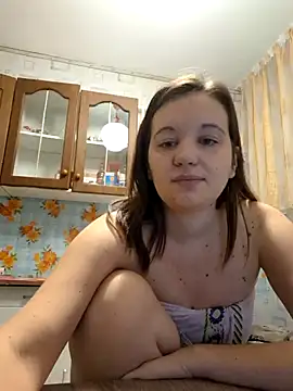 Snapshot of Lorie_Jillian chatting on 10-20-25, 12:11 Lorie Jillian online show from 10-20-25, 12:11