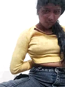 Saniya Doll online show from 10-11-25, 08:13