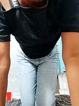 Saniya Doll online show from 10-14-25, 08:26