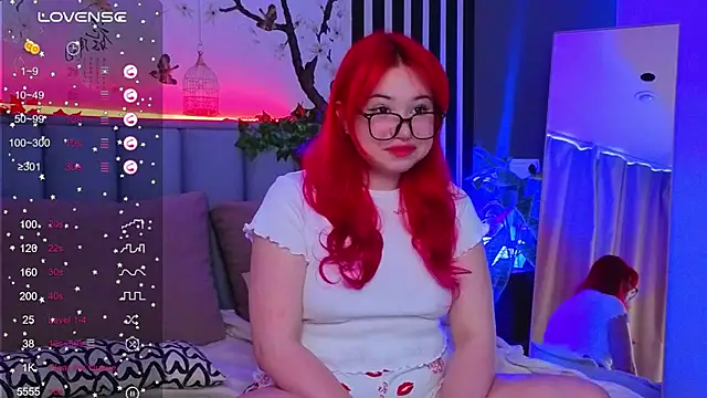 Klee Love online show from 10-04-25, 05:16