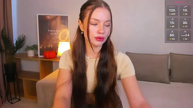 Snapshot of Taylaa_Luxe chatting on 10-29-25, 07:21 Taylaa Luxe online show from 10-29-25, 07:21