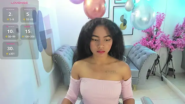 Juliie coper online show from 11-16-25, 12:33