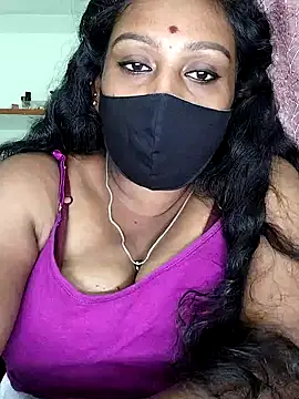 Snapshot of tamil_Monisha chatting on 10-31-25, 09:05 tamil Monisha online show from 10-31-25, 09:05