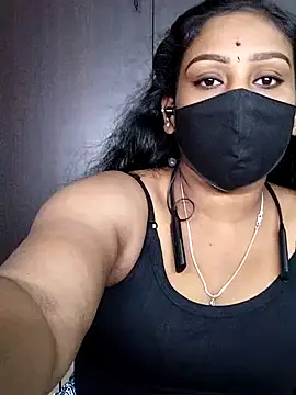 Snapshot of tamil_Monisha chatting on 11-15-25, 05:09 tamil Monisha online show from 11-15-25, 05:09