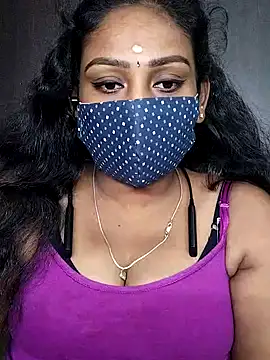 Snapshot of tamil_Monisha chatting on 11-18-25, 05:28 tamil Monisha online show from 11-18-25, 05:28