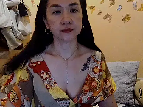 KissHott online show from 11-20-25, 03:12