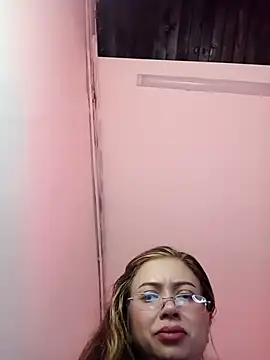 Blondie Kat online show from 10-27-25, 01:04