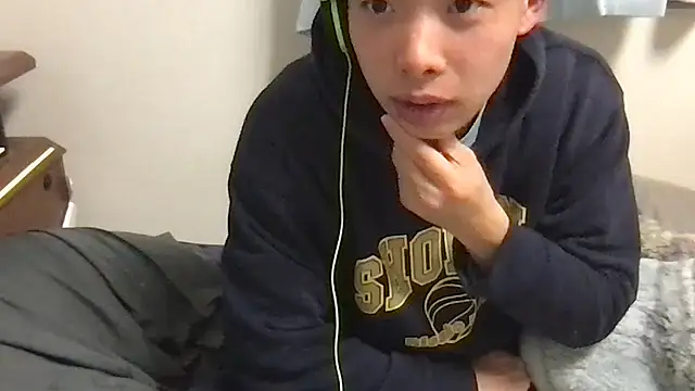 Snapshot of aooya chatting on 11-05-25, 02:39 aooya online show from 11-05-25, 02:39