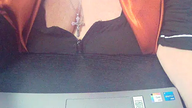 Snapshot of Playful_MILF_Demi chatting on 11-21-25, 08:51 Playful MILF Demi online show from 11-21-25, 08:51