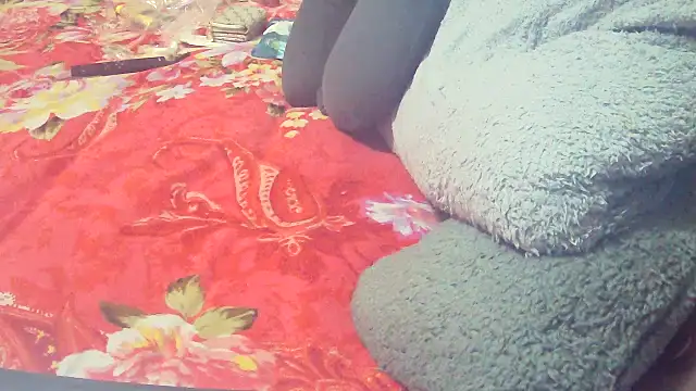 Snapshot of Playful_MILF_Demi chatting on 12-03-25, 07:45 Playful MILF Demi online show from 12-03-25, 07:45