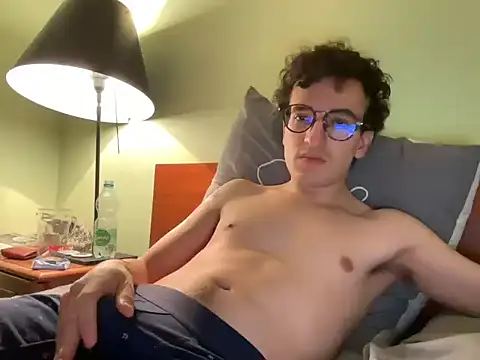 Snapshot of Poeta98@xh chatting on 11-05-25, 07:58 Poeta98xh online show from 11-05-25, 07:58