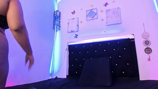 DayanRoux online show from 10-22-25, 12:16